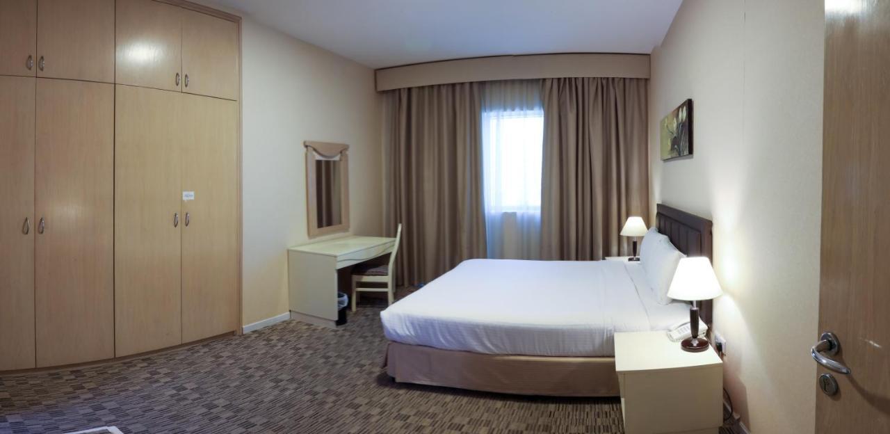 דובאי Wescott Pearl Hotel Apartments מראה חיצוני תמונה