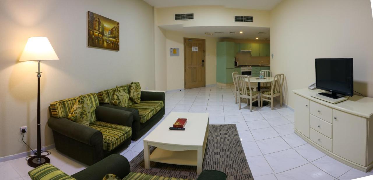 דובאי Wescott Pearl Hotel Apartments מראה חיצוני תמונה