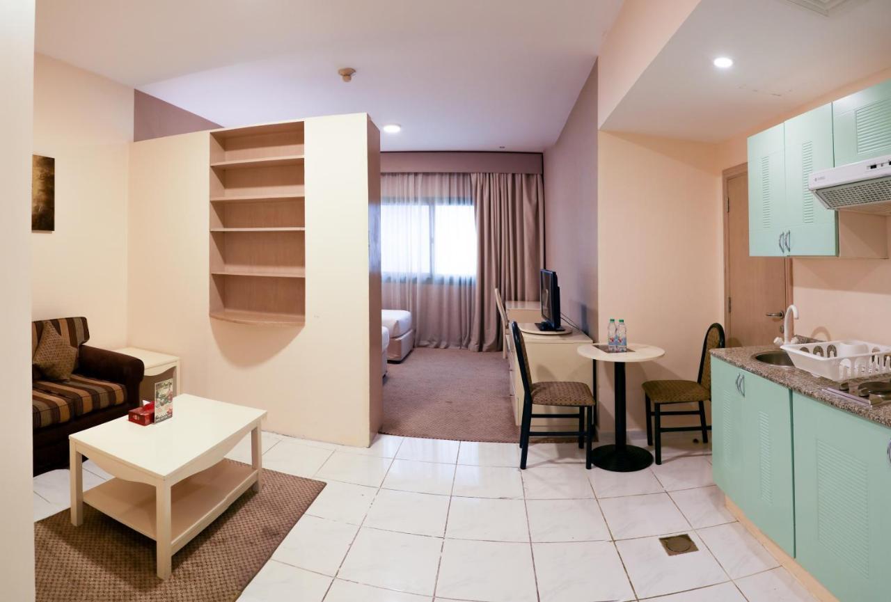 דובאי Wescott Pearl Hotel Apartments מראה חיצוני תמונה