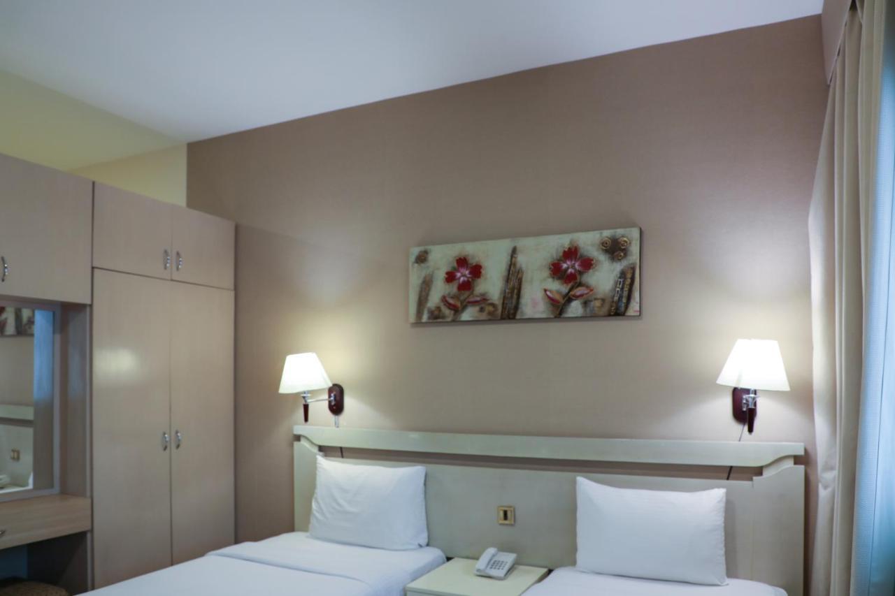 דובאי Wescott Pearl Hotel Apartments מראה חיצוני תמונה