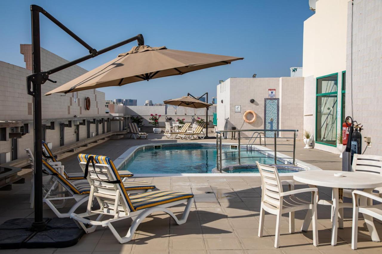 דובאי Wescott Pearl Hotel Apartments מראה חיצוני תמונה