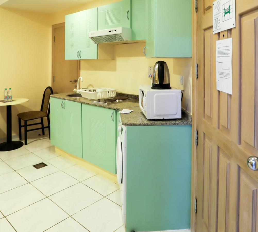 דובאי Wescott Pearl Hotel Apartments מראה חיצוני תמונה